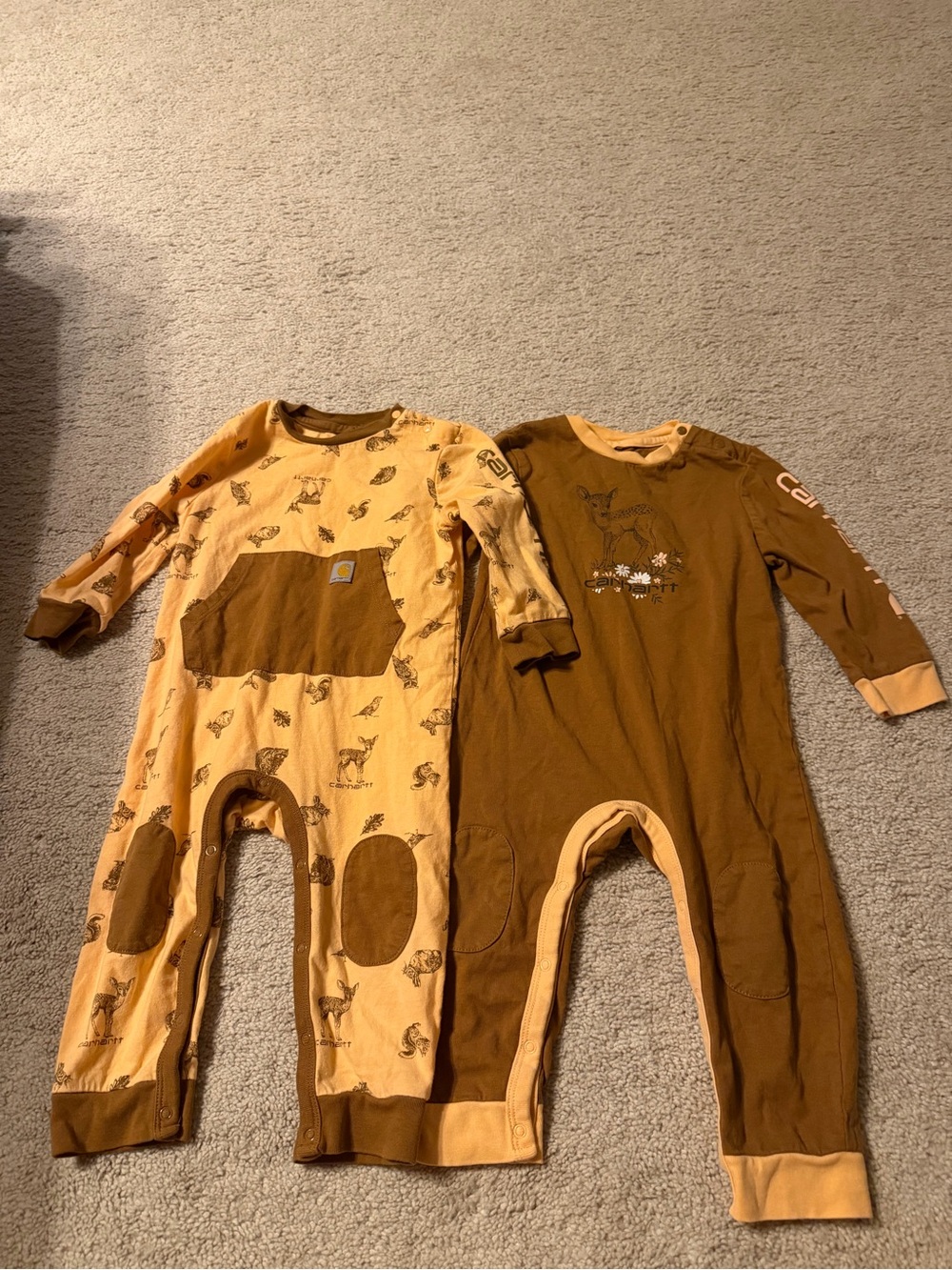 Carhartt Two-Tone Brown and Tan deer Footie Set - Kids